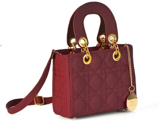 Elegant Quilted Crossbody Bag for Women